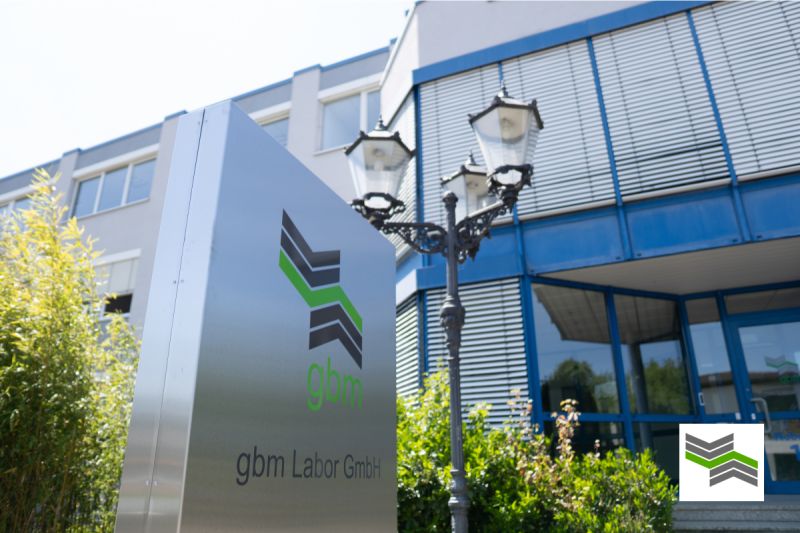 Außenansicht des GBM Labors in Ettlingen – akkreditiertes Umweltlabor für Bau- und Umweltanalytik